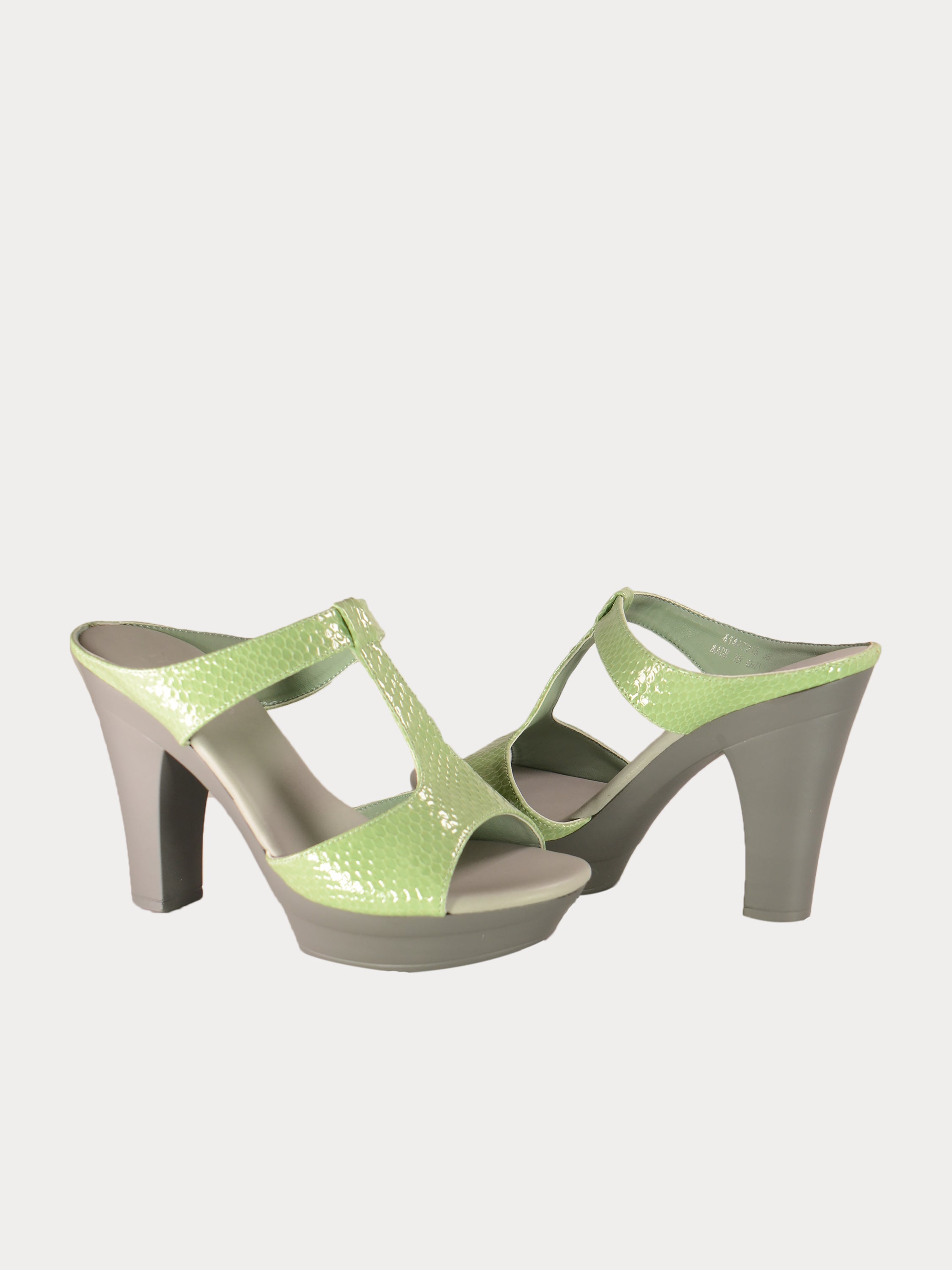 Michelle Morgan 414A7215 Imperial Heeled Sandals #color_Green