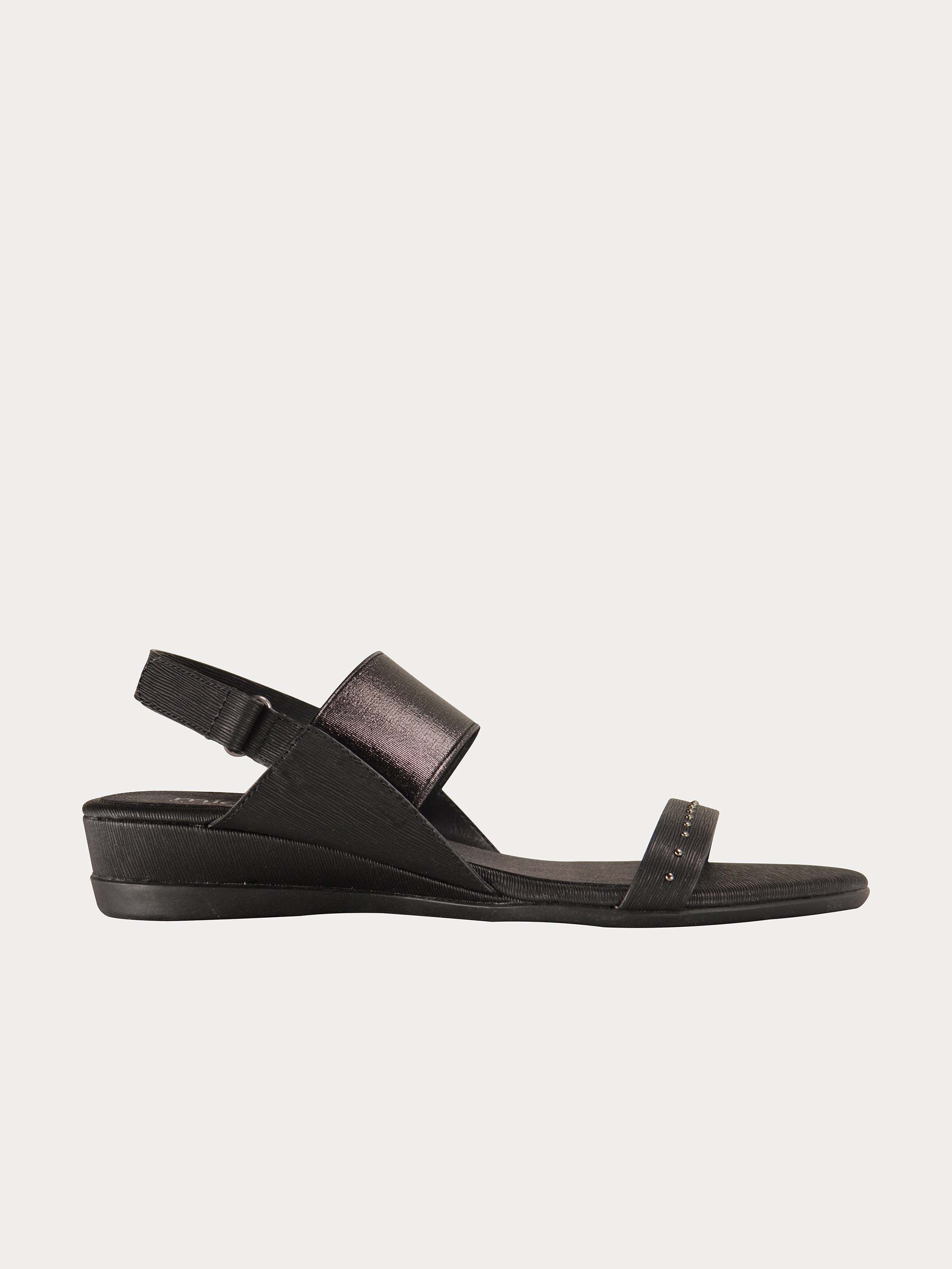 Michelle Morgan 814878 Shiny Back Strap Sandals #color_Black