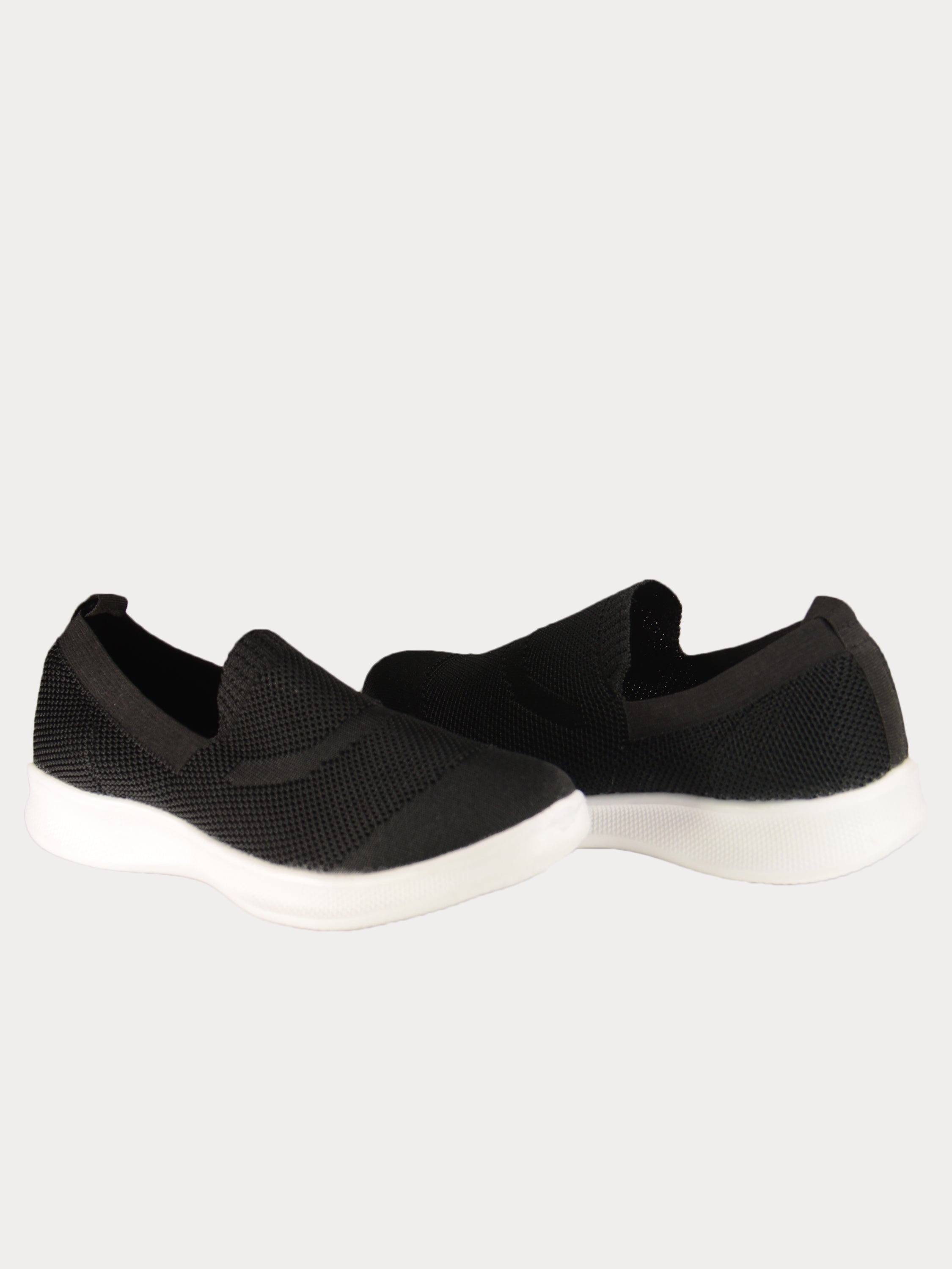 Tracker Women Slip On Trainers #color_Black