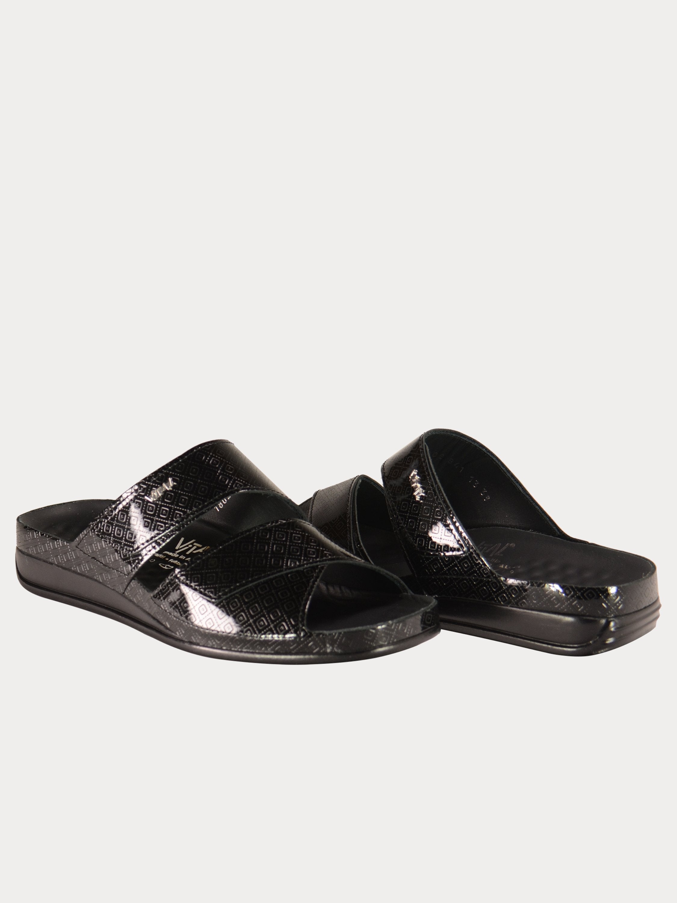 Vital Women's Flat Leather Sandals #color_Black