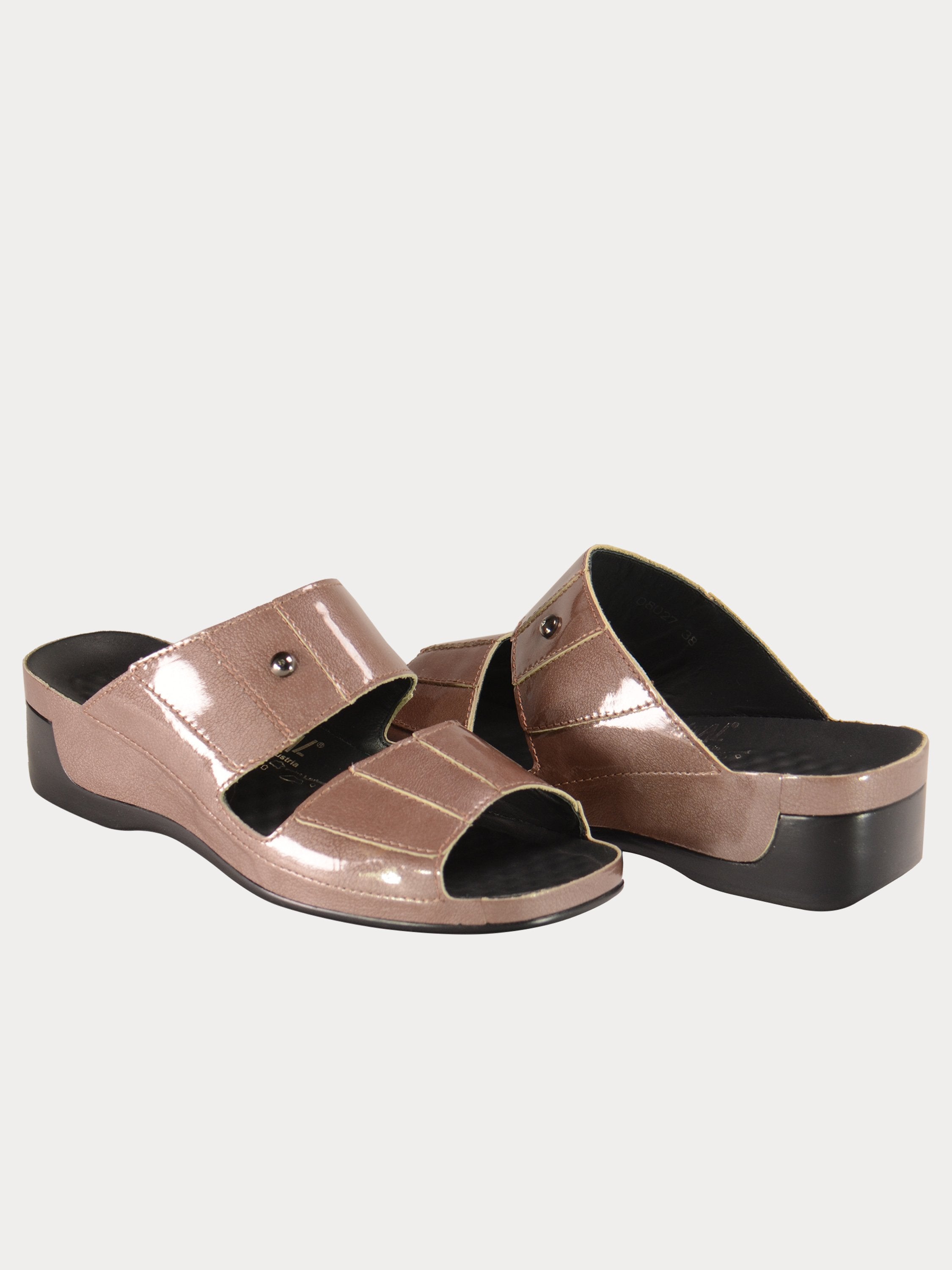 Vital Women's Women's Slider Leather Sandals #color_Beige