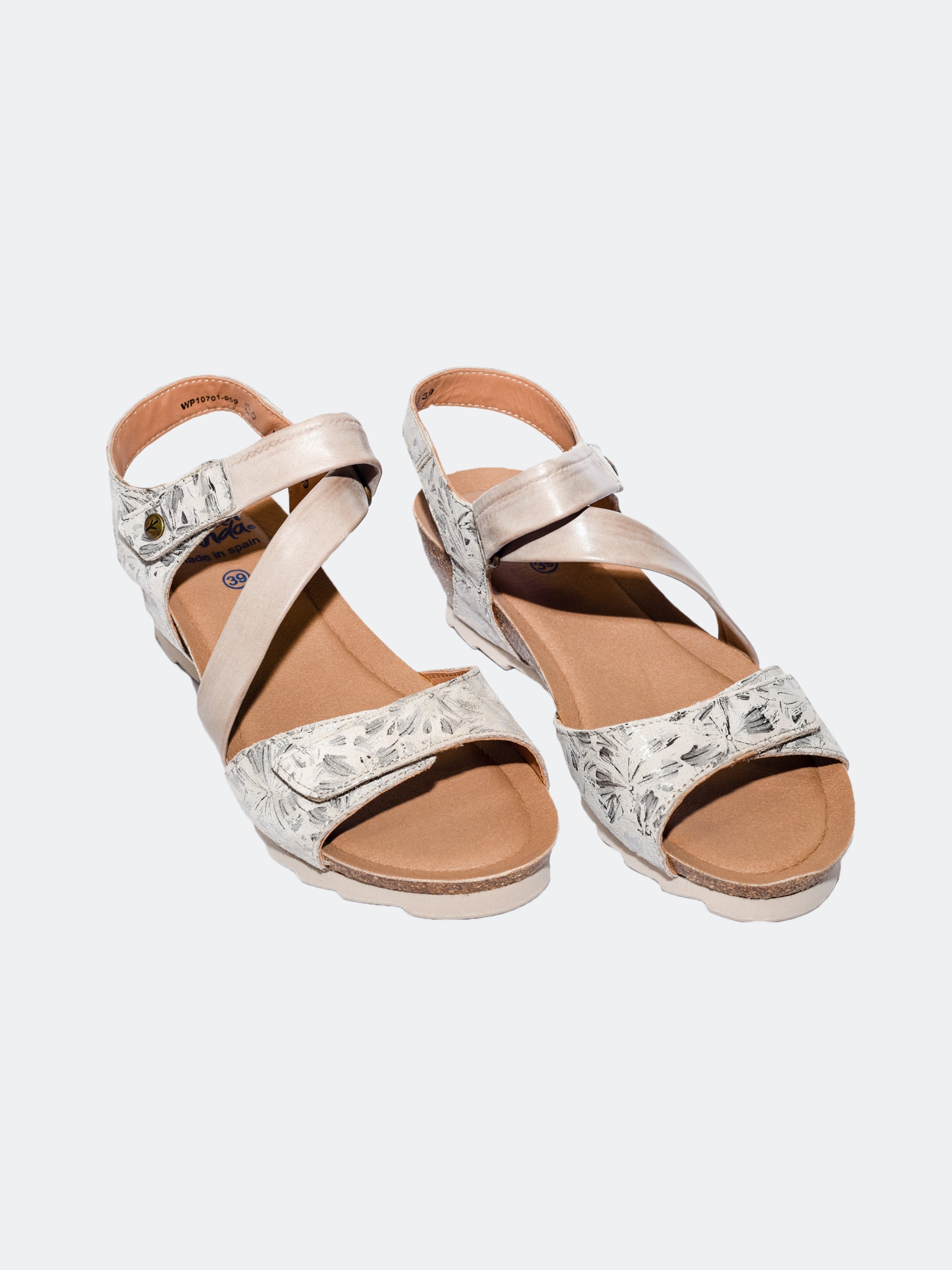 Wanda Panda Women's Bilma Back Strap Sandals #color_Beige