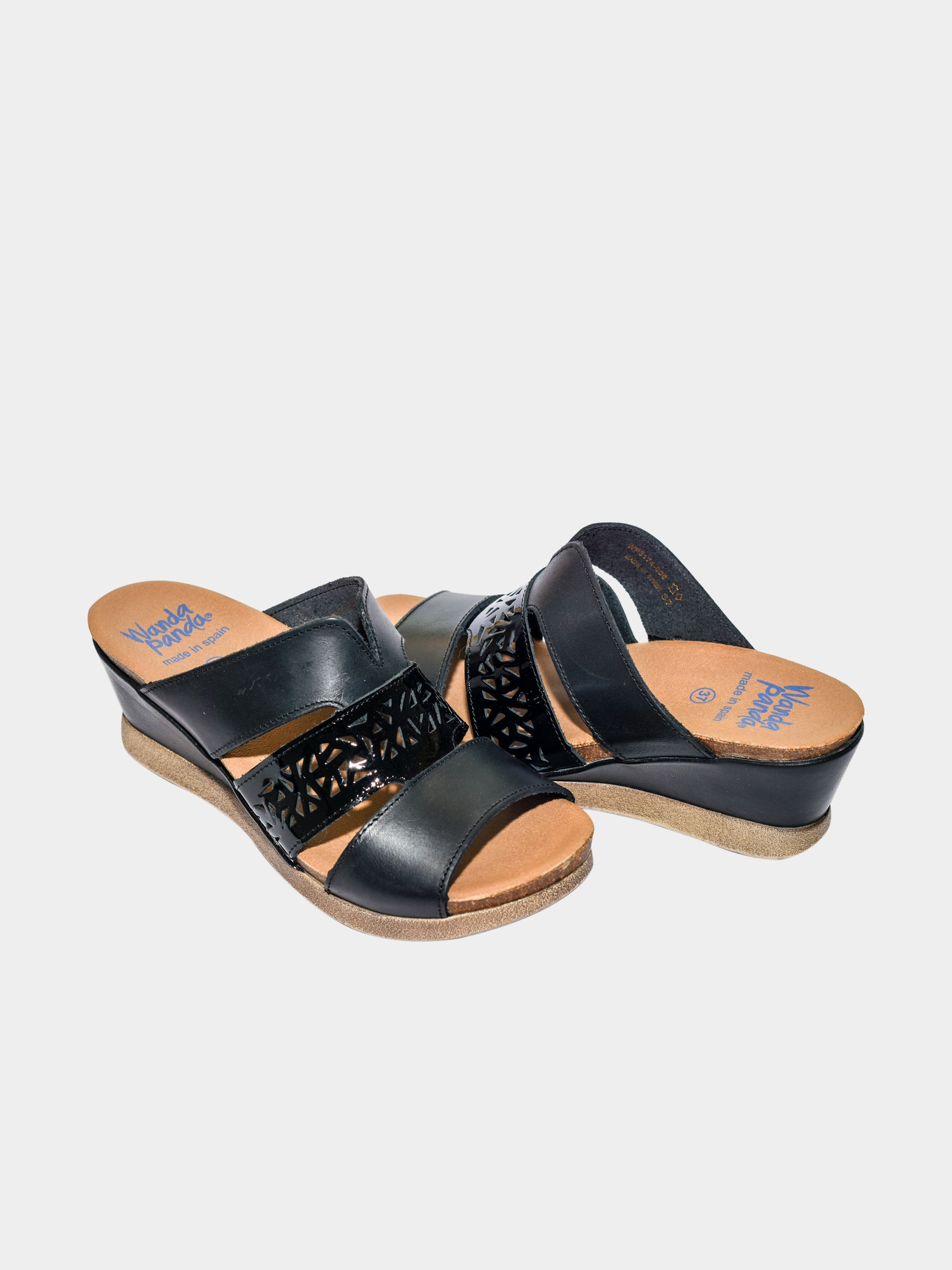 Wanda Panda Women's Magnolia Slip On Sandals #color_Black