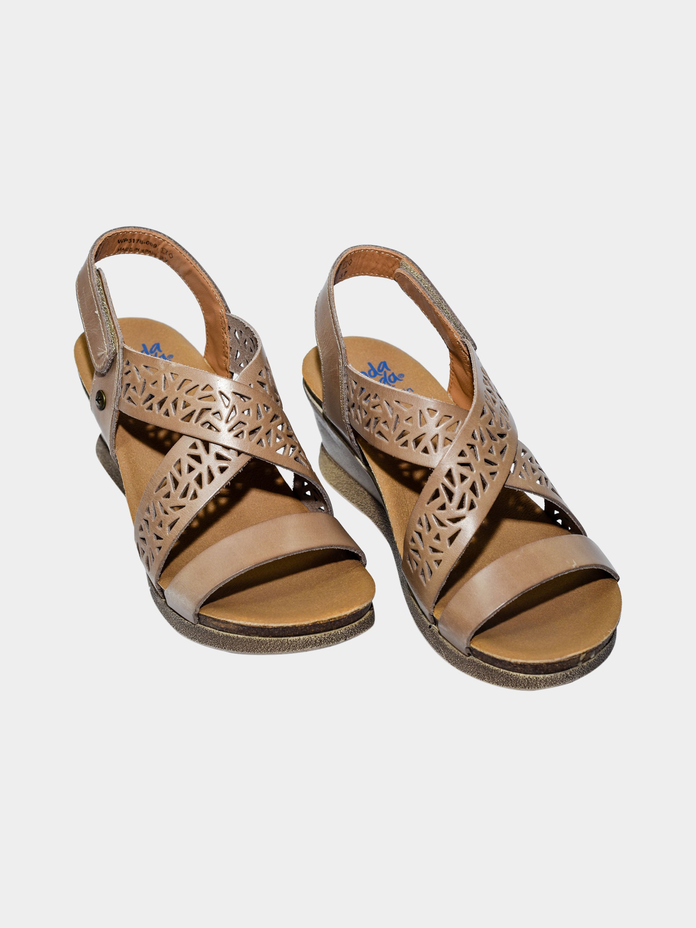 Wanda Panda Women's Manuela Back Strap Sandals #color_Beige