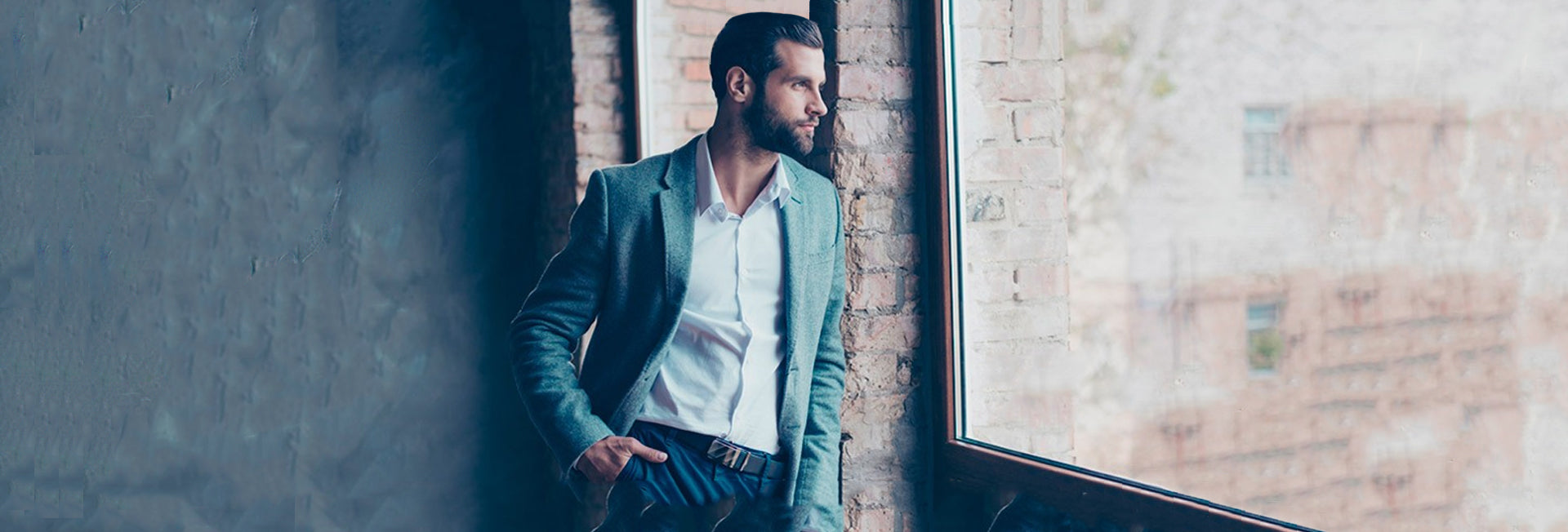 model wearing possum belt
