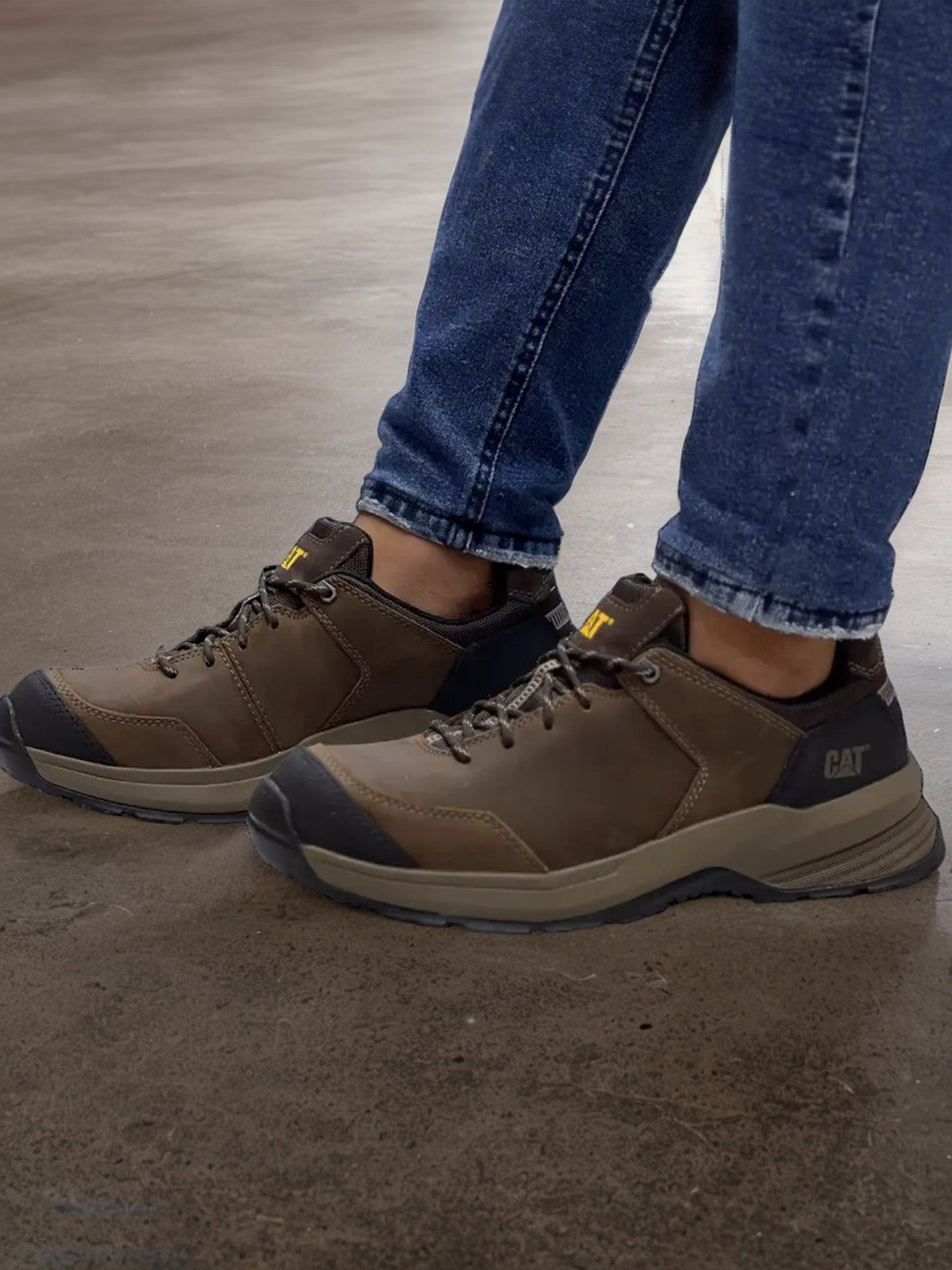 Caterpillar Men's Streamline 2.0 Leather Composite Toe Work Shoe #color_Brown