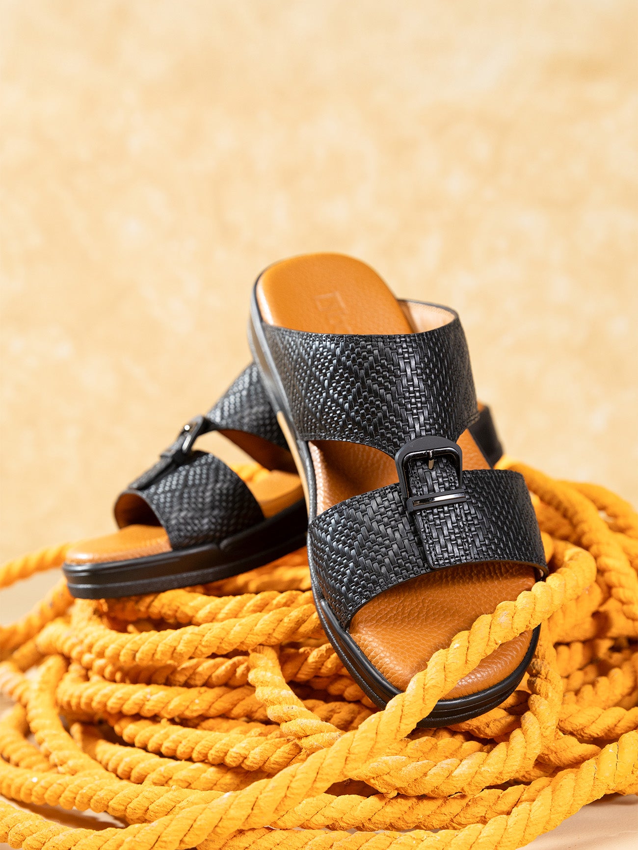 Barjeel Uno MSA145 Men Arabic Sandals #color_Black