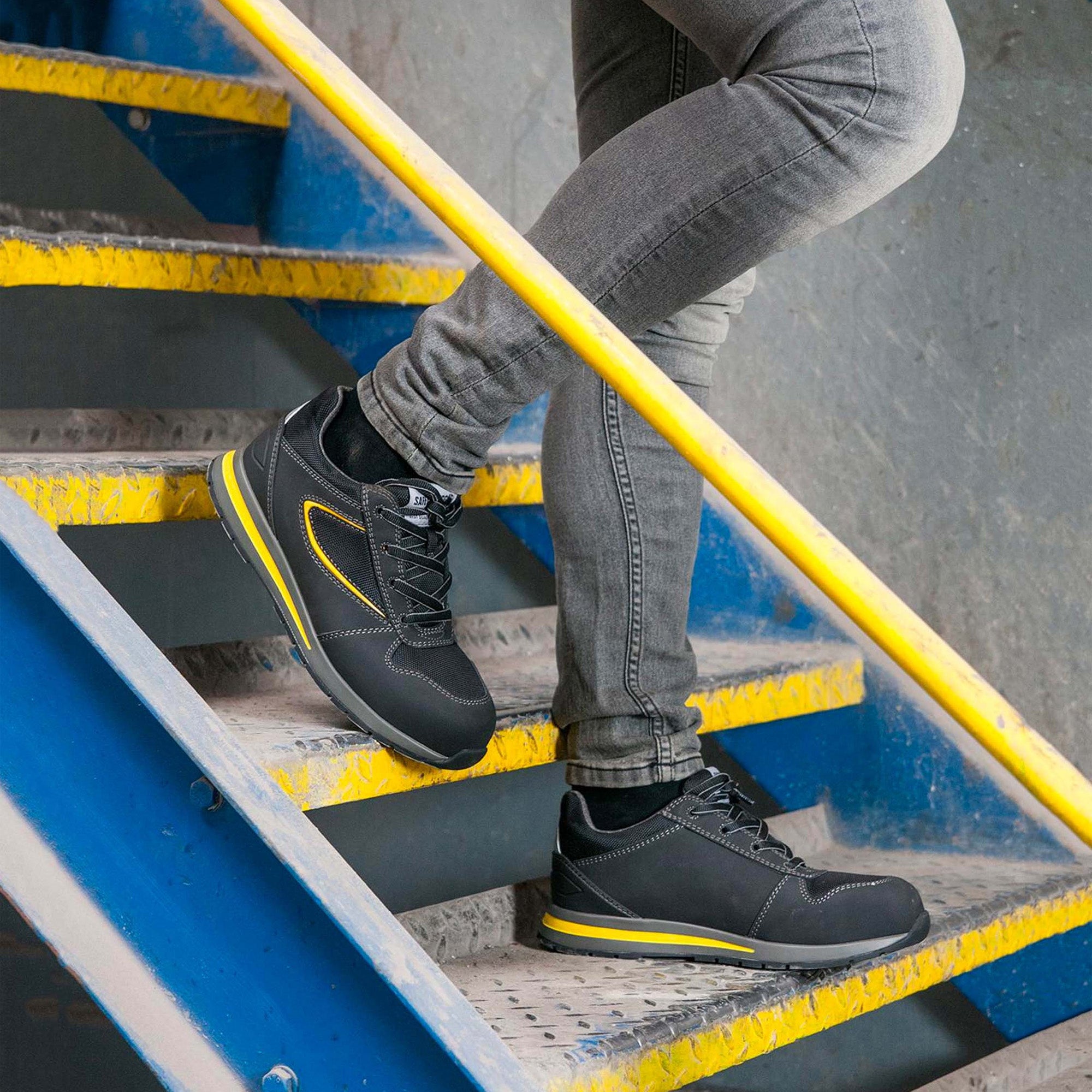 Safety Jogger Sports Turbo S3 SRC HRO Shoes #color_Black