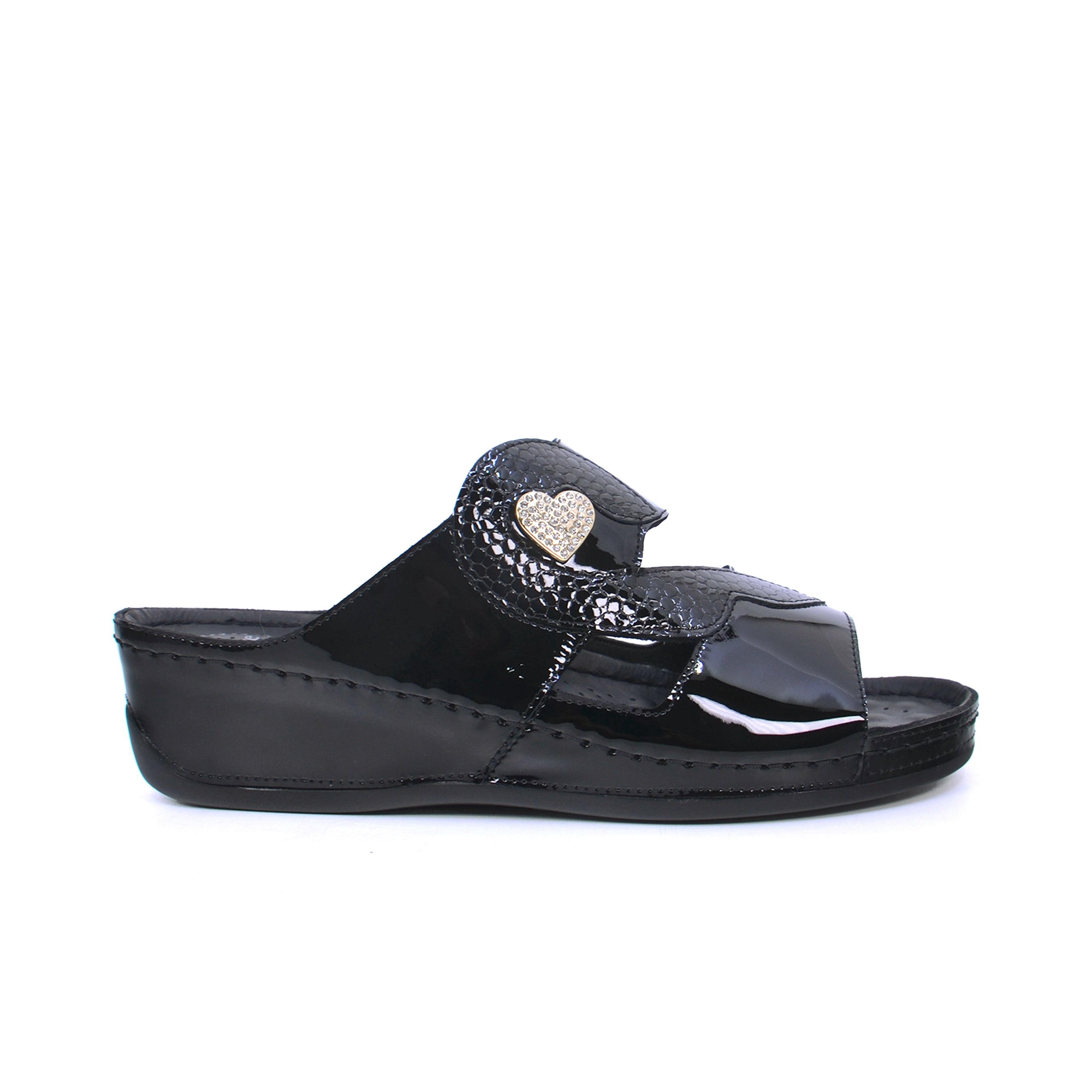 Think 4053J Women's Sandals #color_Black