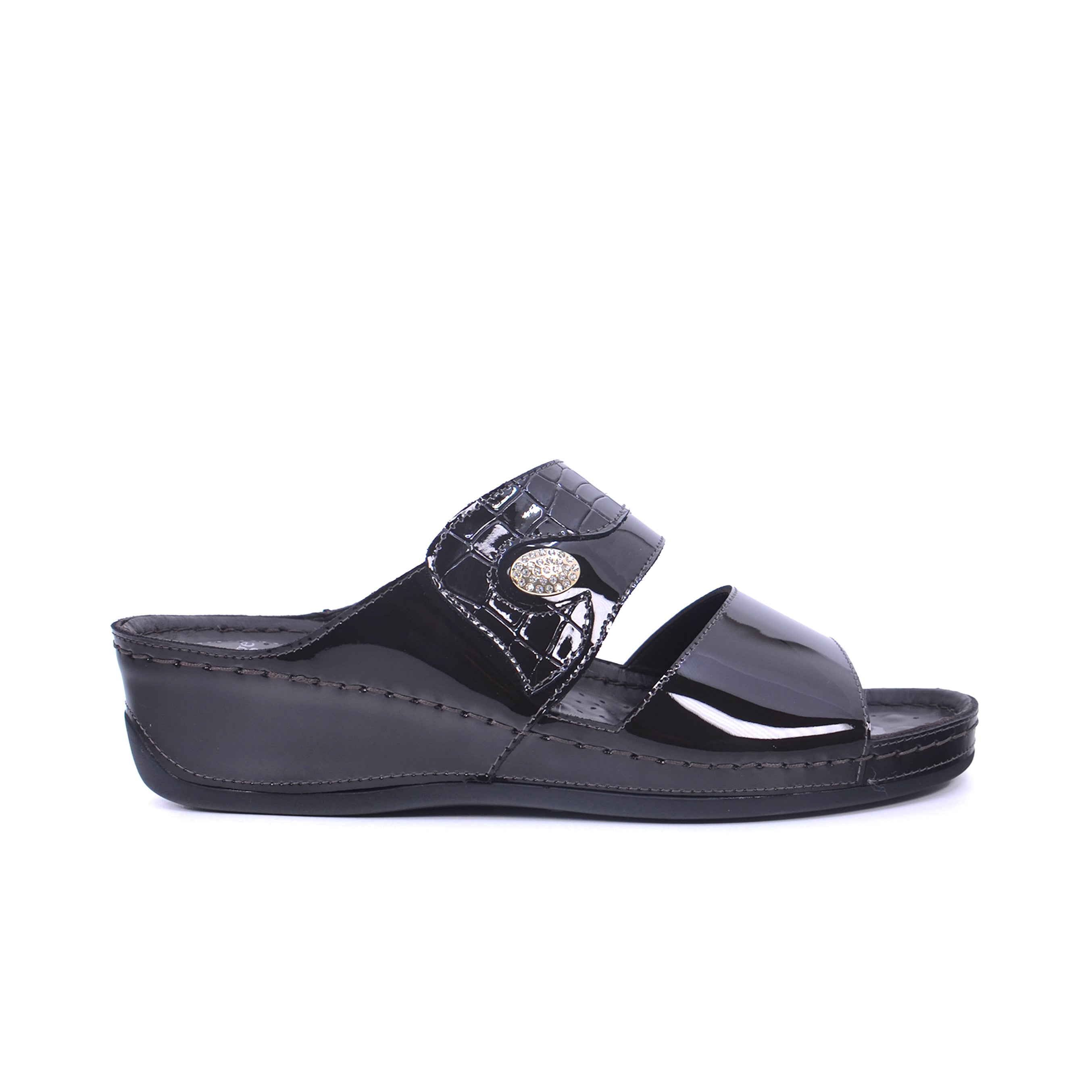 Think TL-25J Women's Sandals #color_Maroon