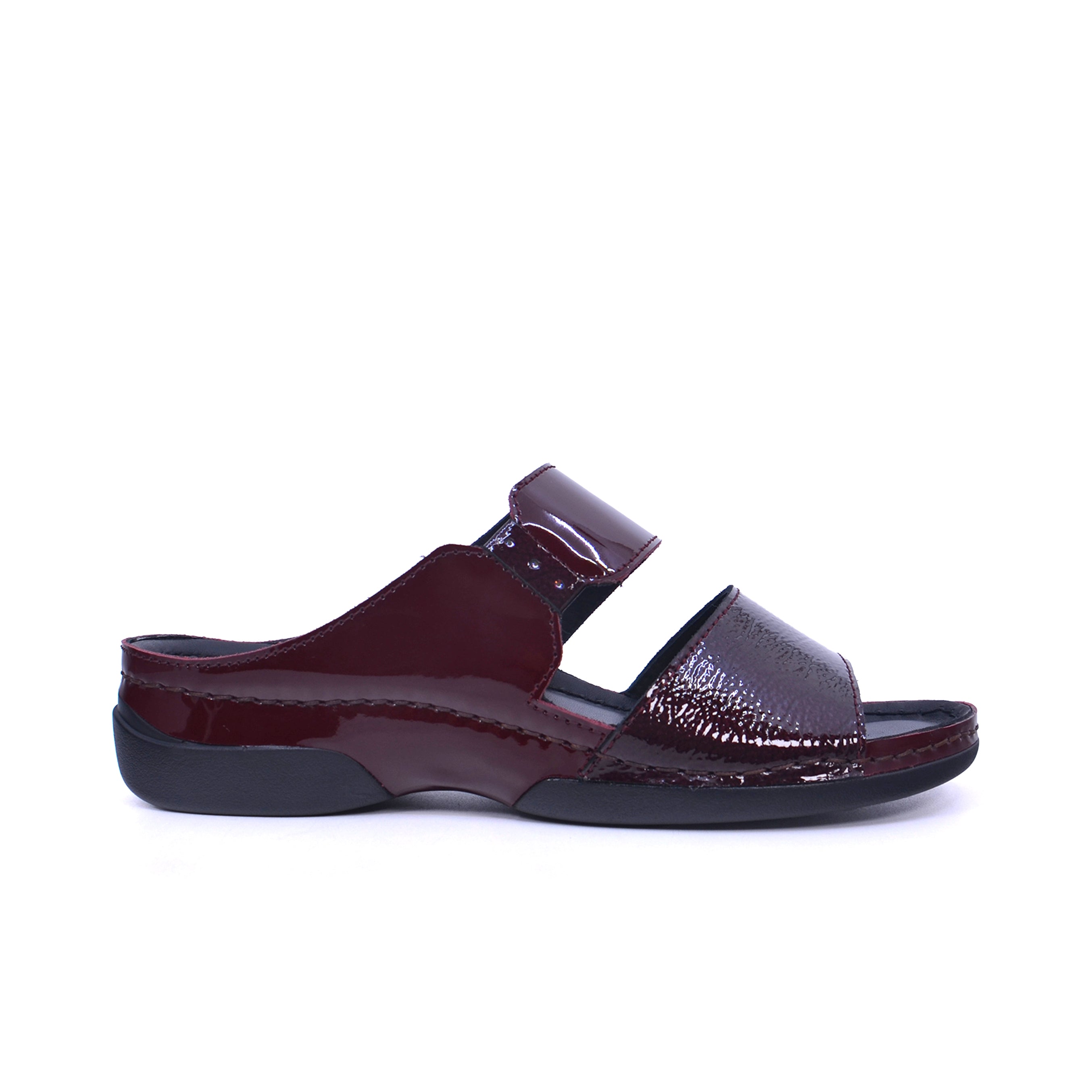 Think 106-136 Women's Sandals #color_Maroon