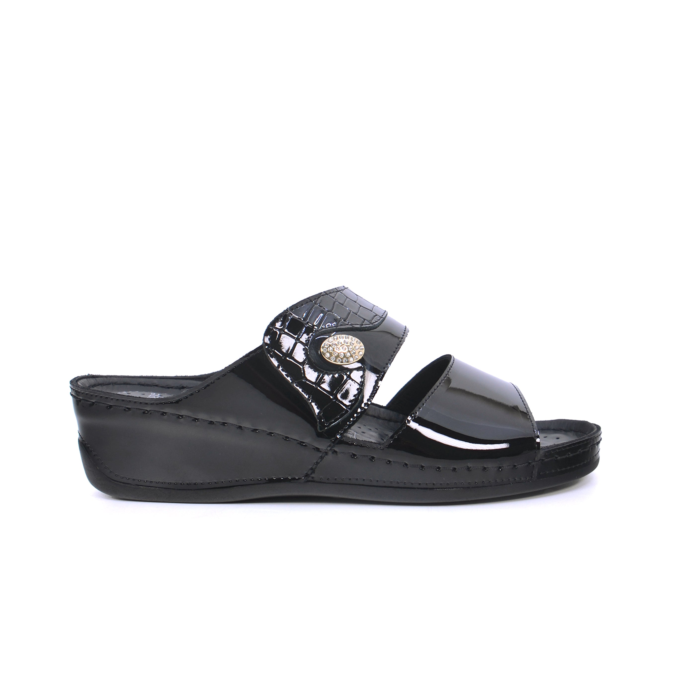 Think TL-25J Women's Sandals #color_Black