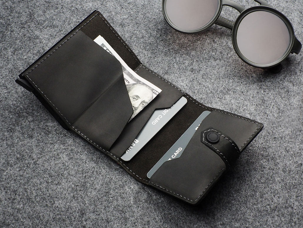 Pularys Hiker Wallet - Hunter Leather #color_Black