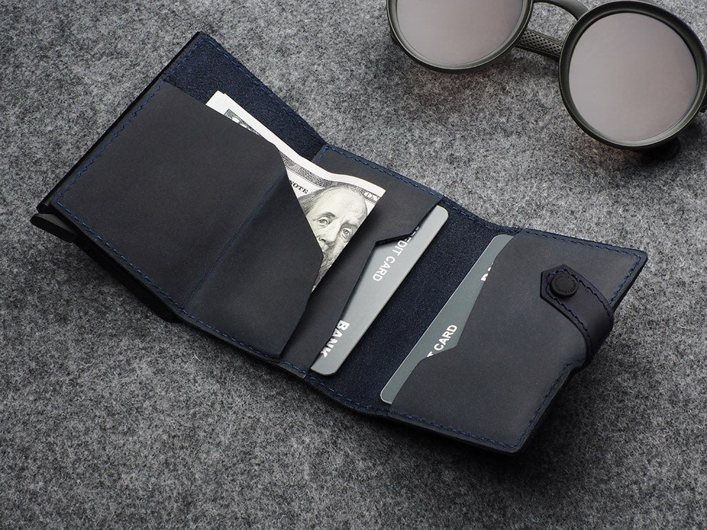 Pularys Hiker Wallet - Hunter Leather #color_Navy