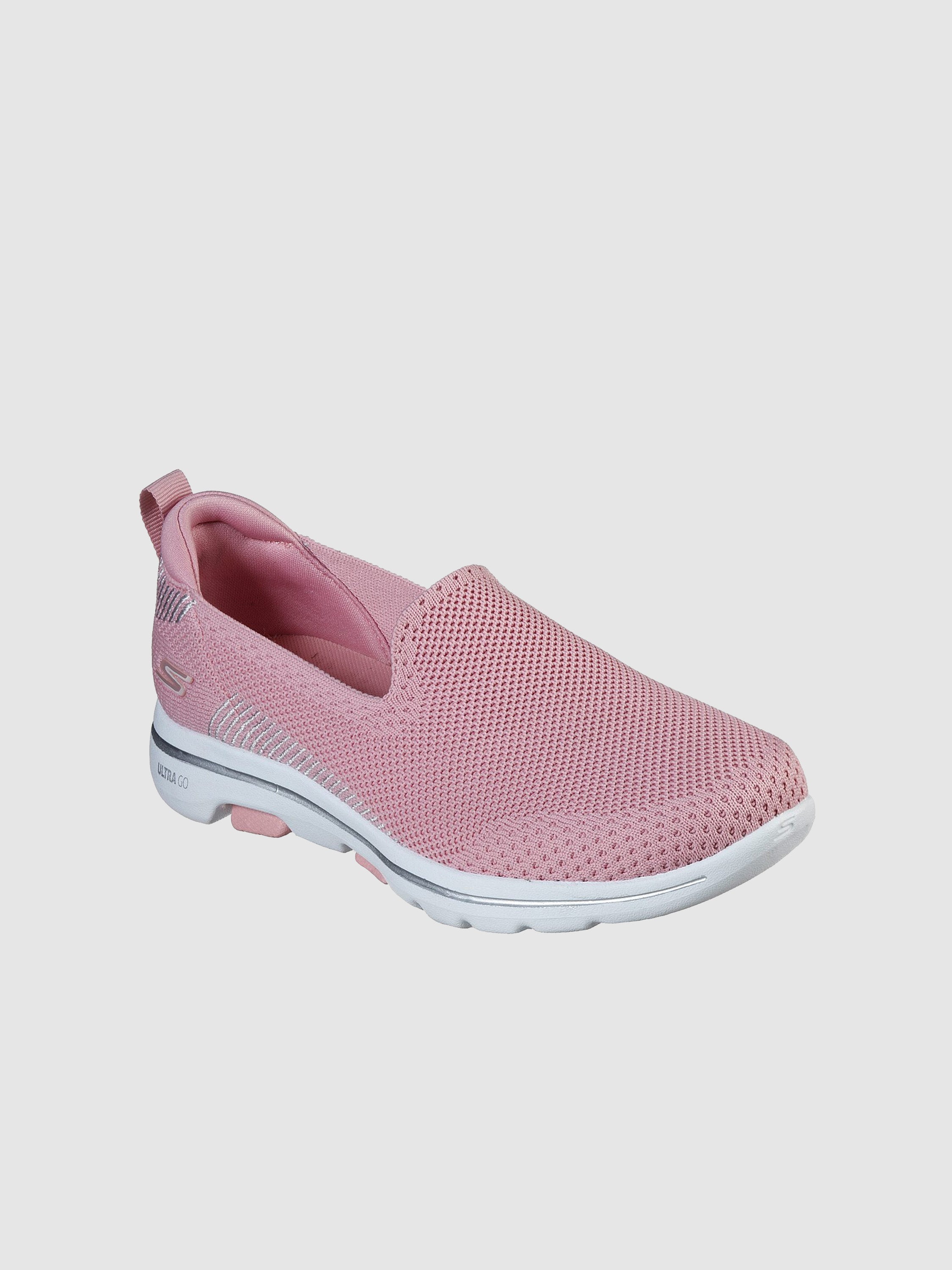 15900 skechers hotsell