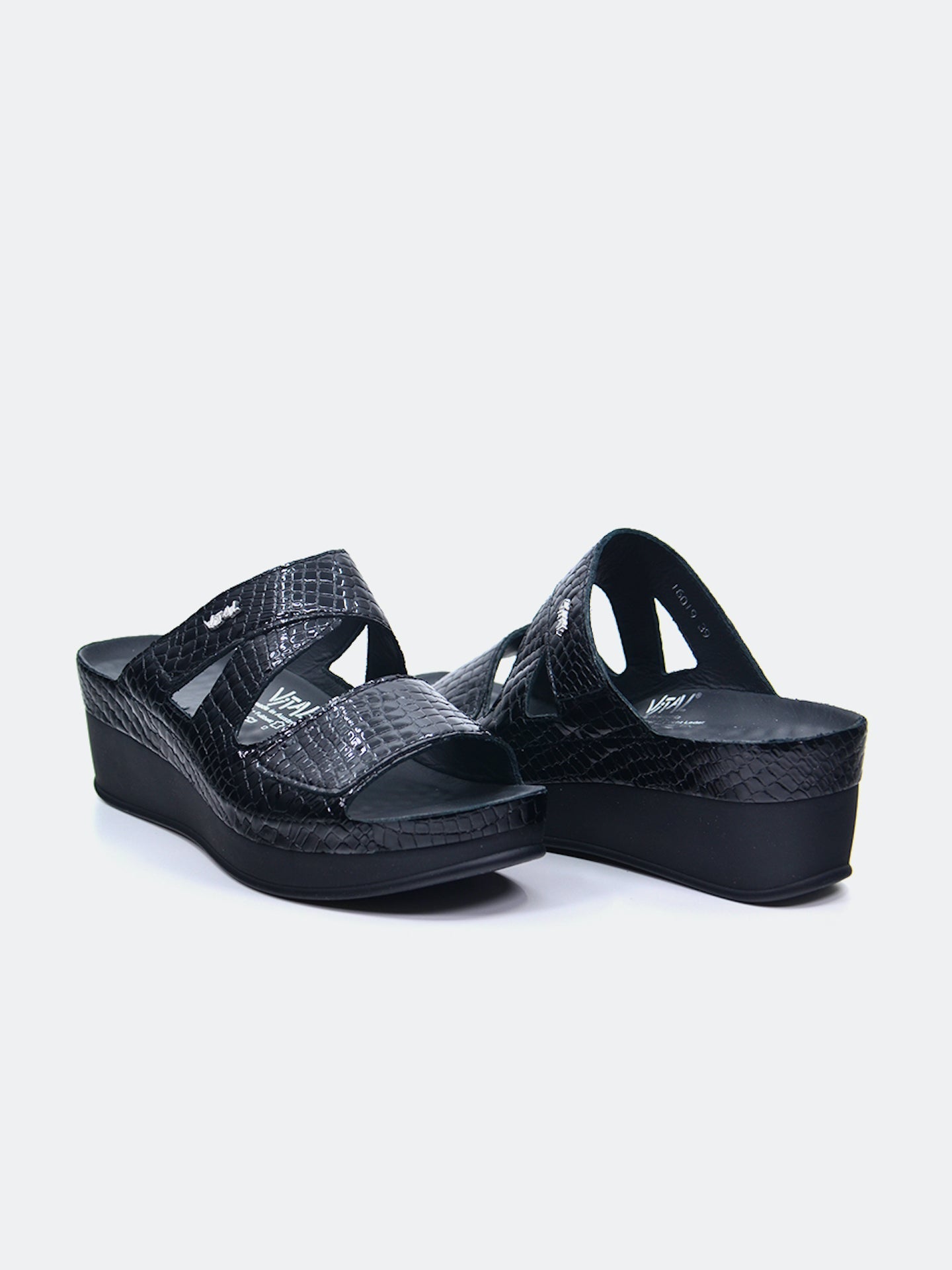 Vital Women's Platform Sandals #color_Black