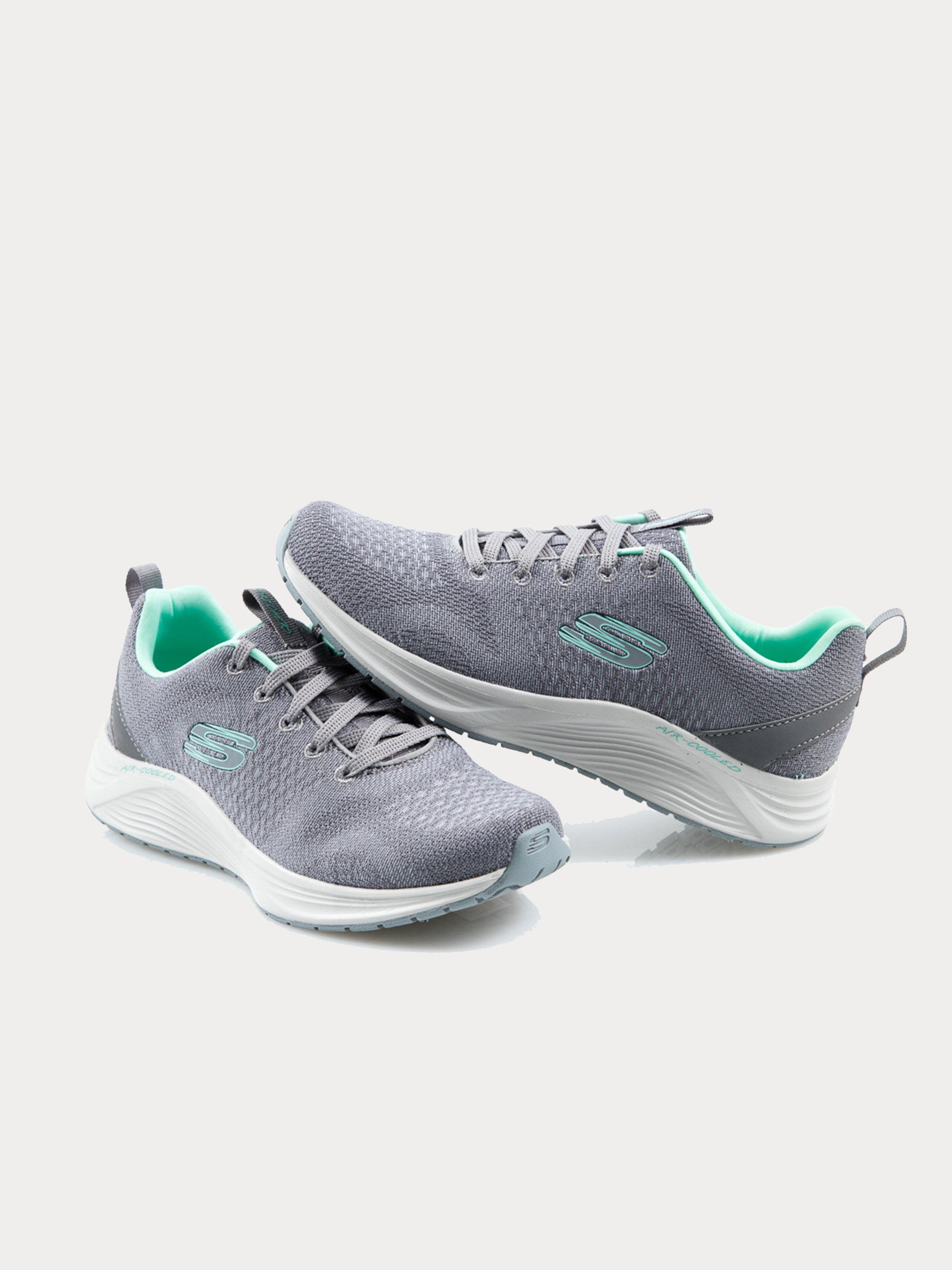 Skechers on sale womens skyline