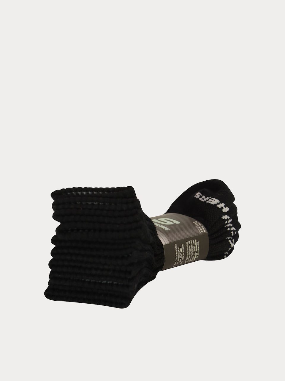 Black hotsell skechers socks