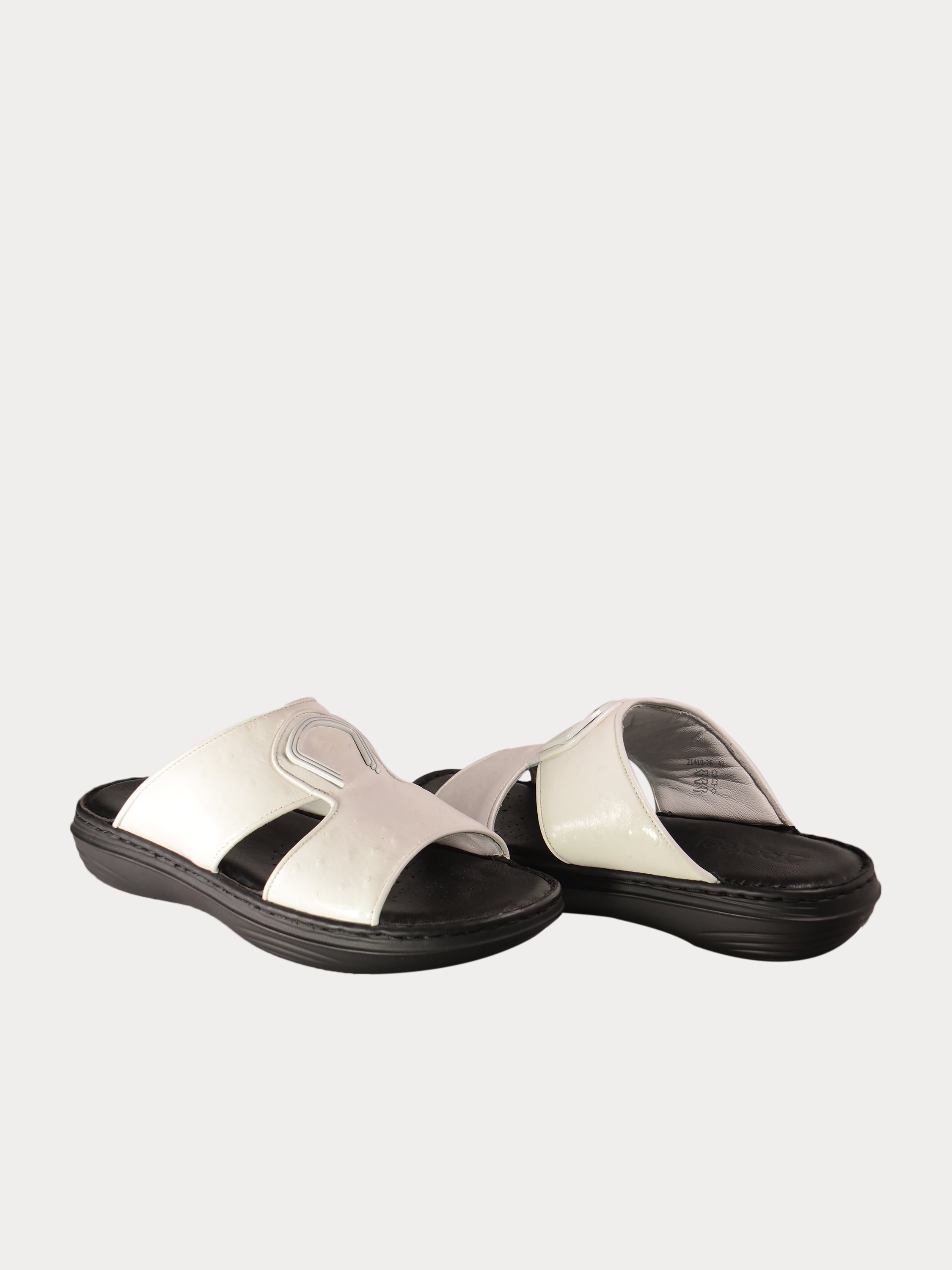 Barjeel Uno Caulkin Buckle Arabic Sandals #color_White