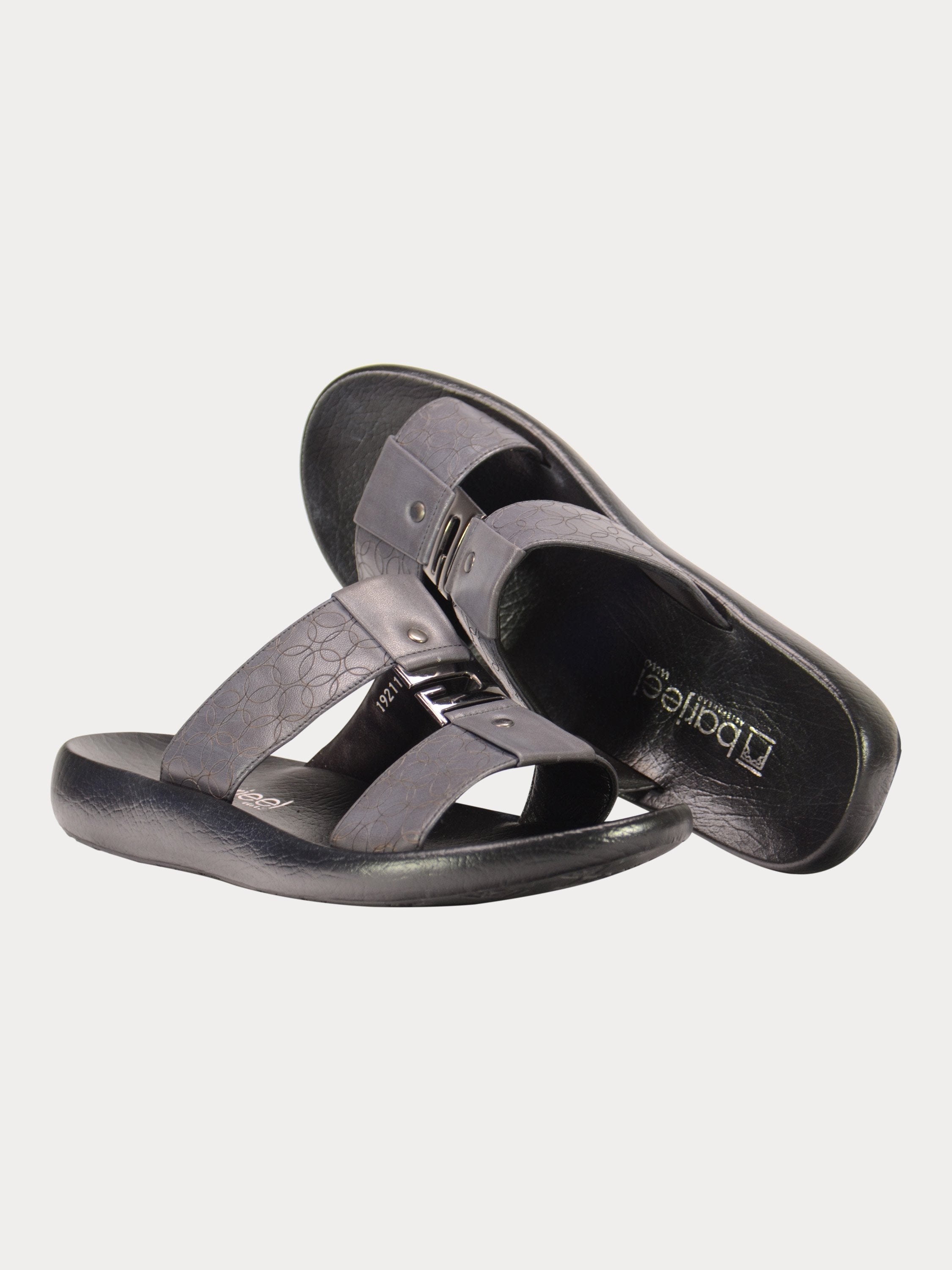 Barjeel Uno 0192110 Circle Print G Buckle Arabic Sandals #color_Grey