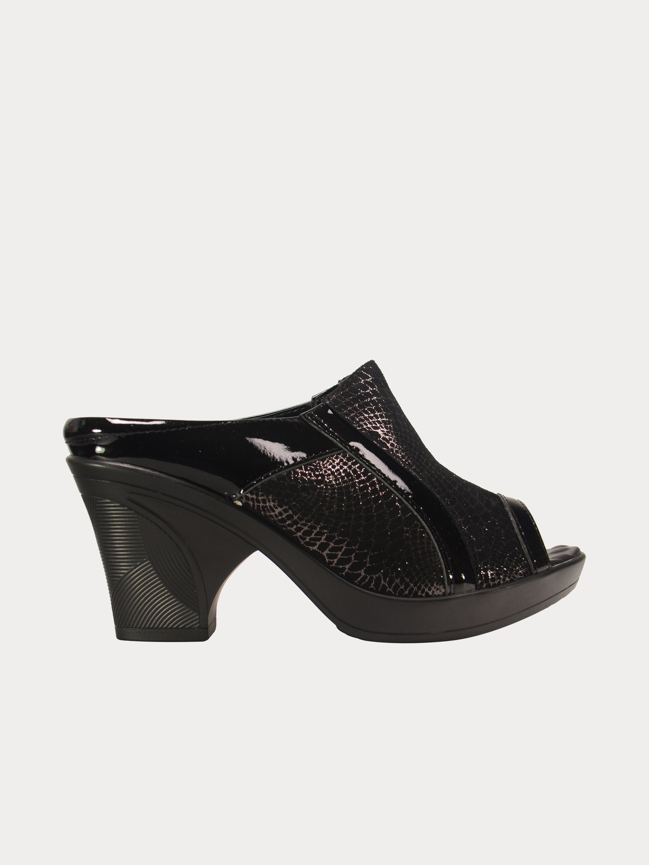 Michelle Morgan 190176 Heels #color_Black