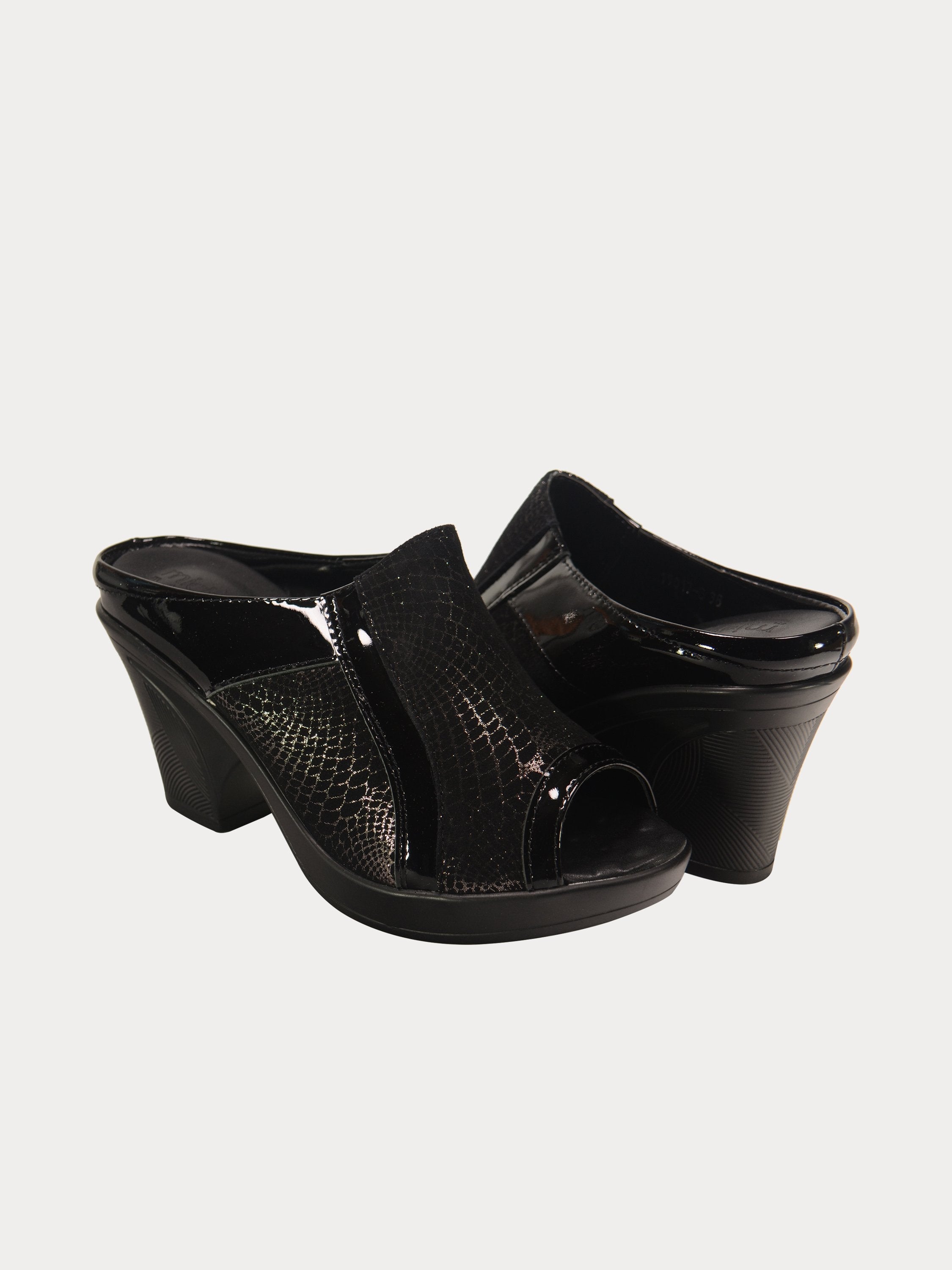 Michelle Morgan 190176 Heels #color_Black