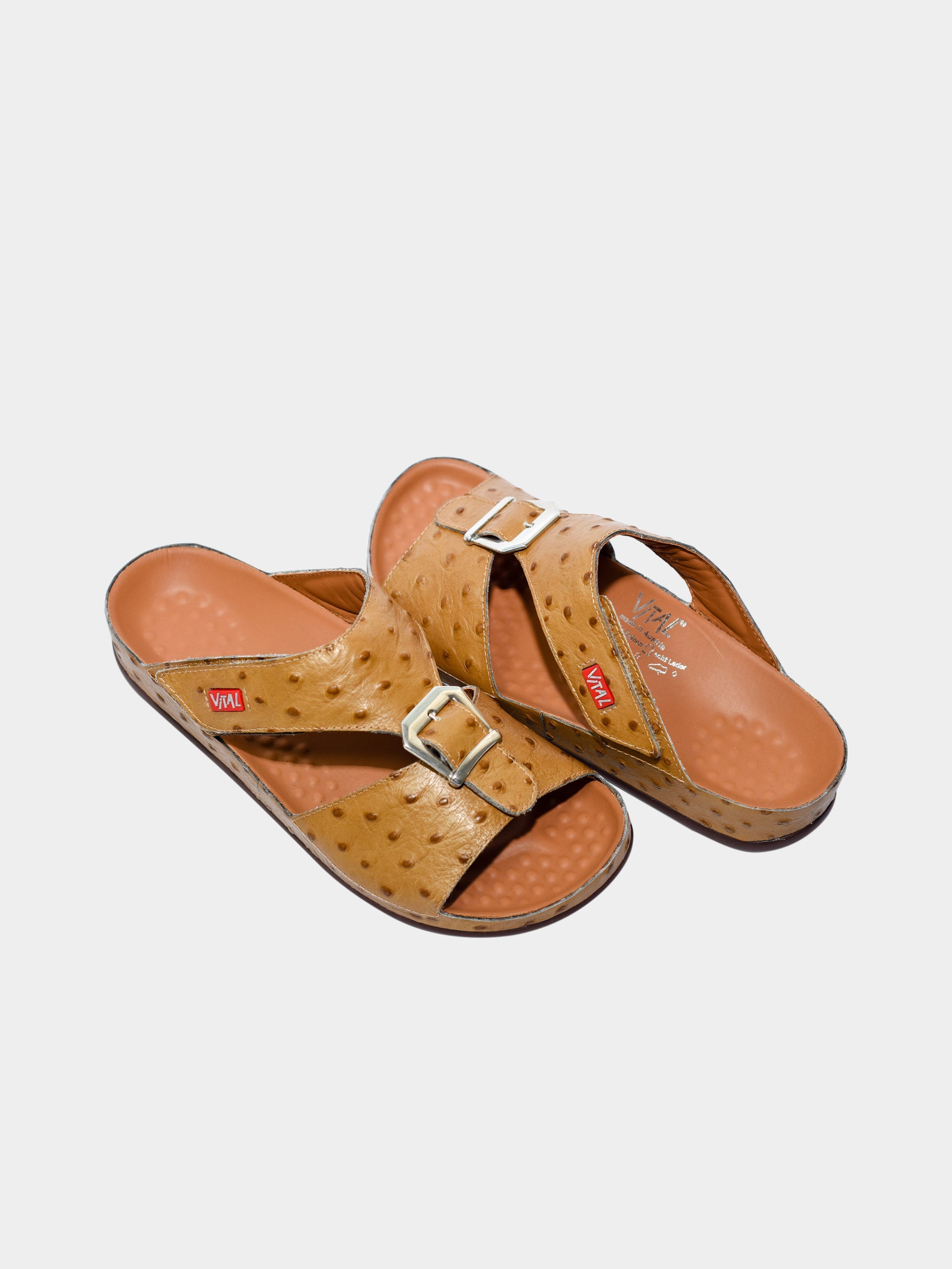 Vital 09058 Men's Buckle Slider Sandals #color_Beige