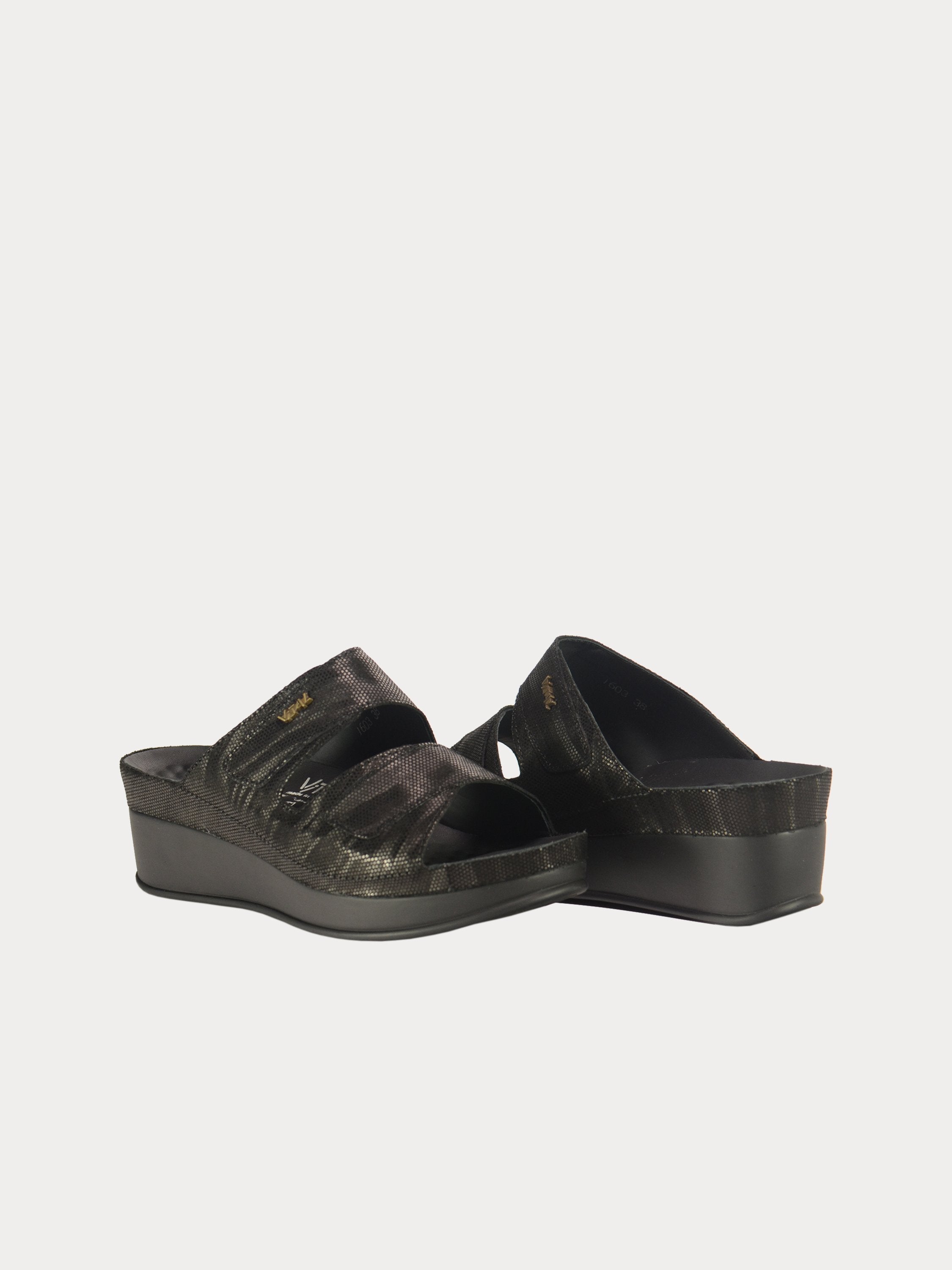 Vital Women's Camo Platform Leather Sandals #color_Black