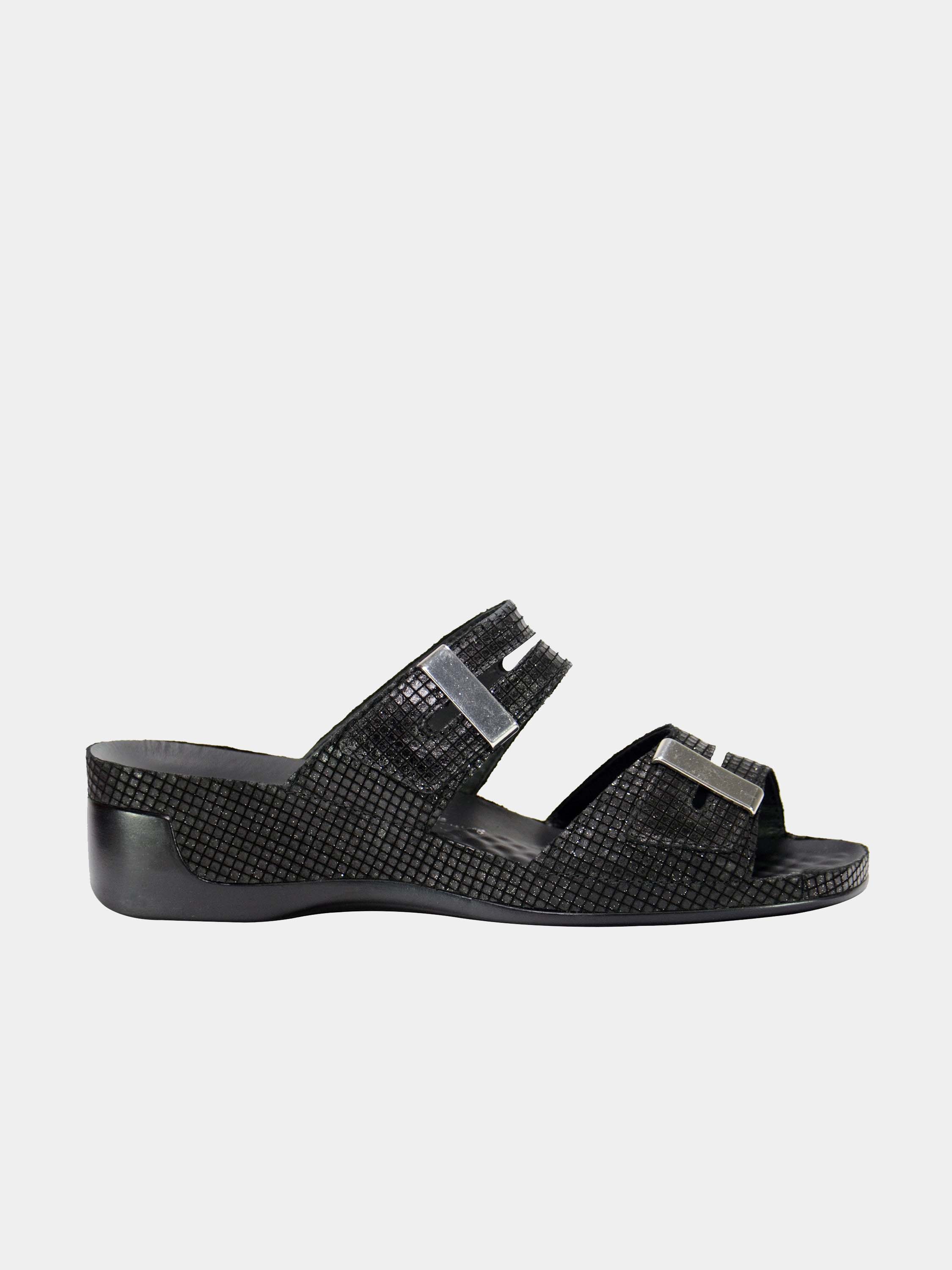 Vital Women's Grid Detailed Slider Leather Sandals #color_Black