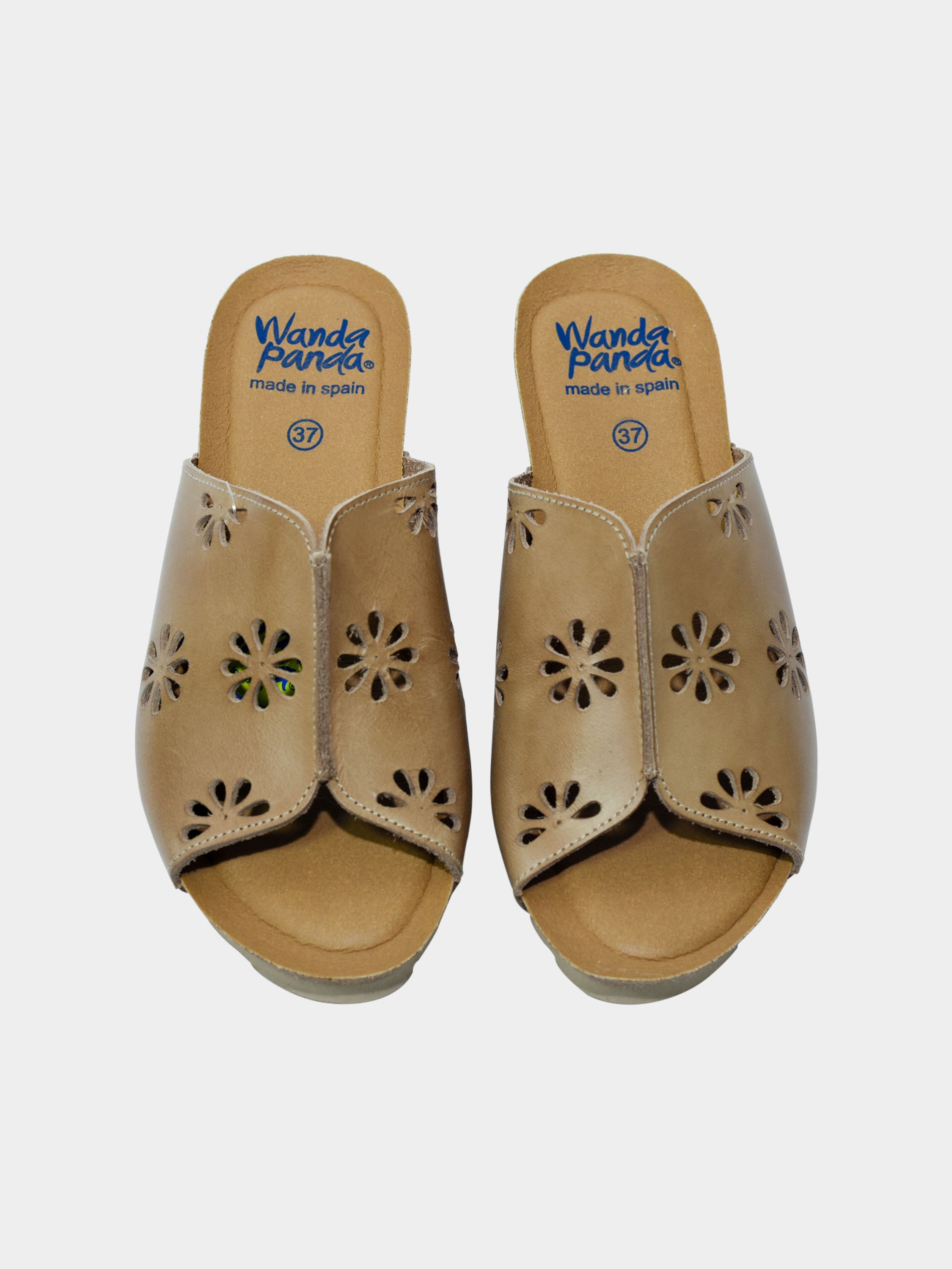 Wanda Panda Women's Belen Slip On Sandal #color_Beige